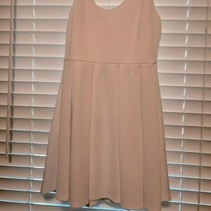 White rehearsal dinner, dance dress
